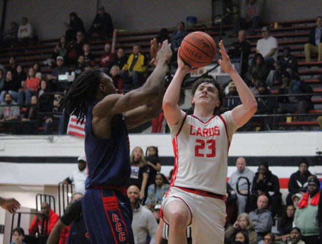 Canfield falls short in regional semi, 54-52
